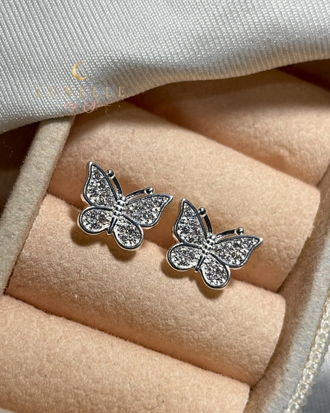 Aros Mariposa Brillante • Plata 925