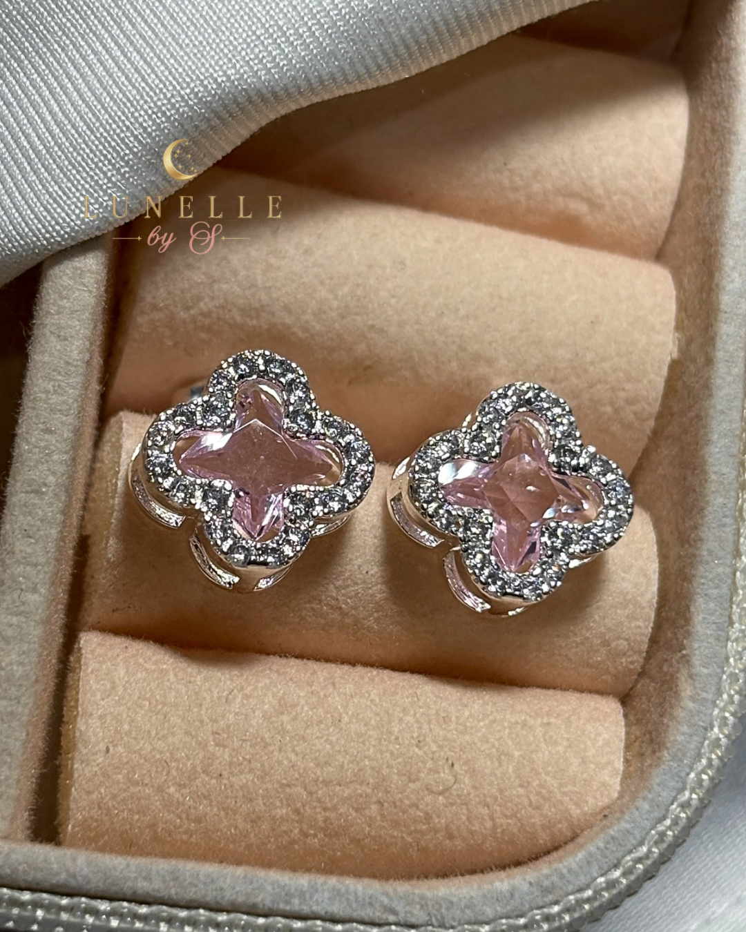 Aros Pink Clover • Plata 925