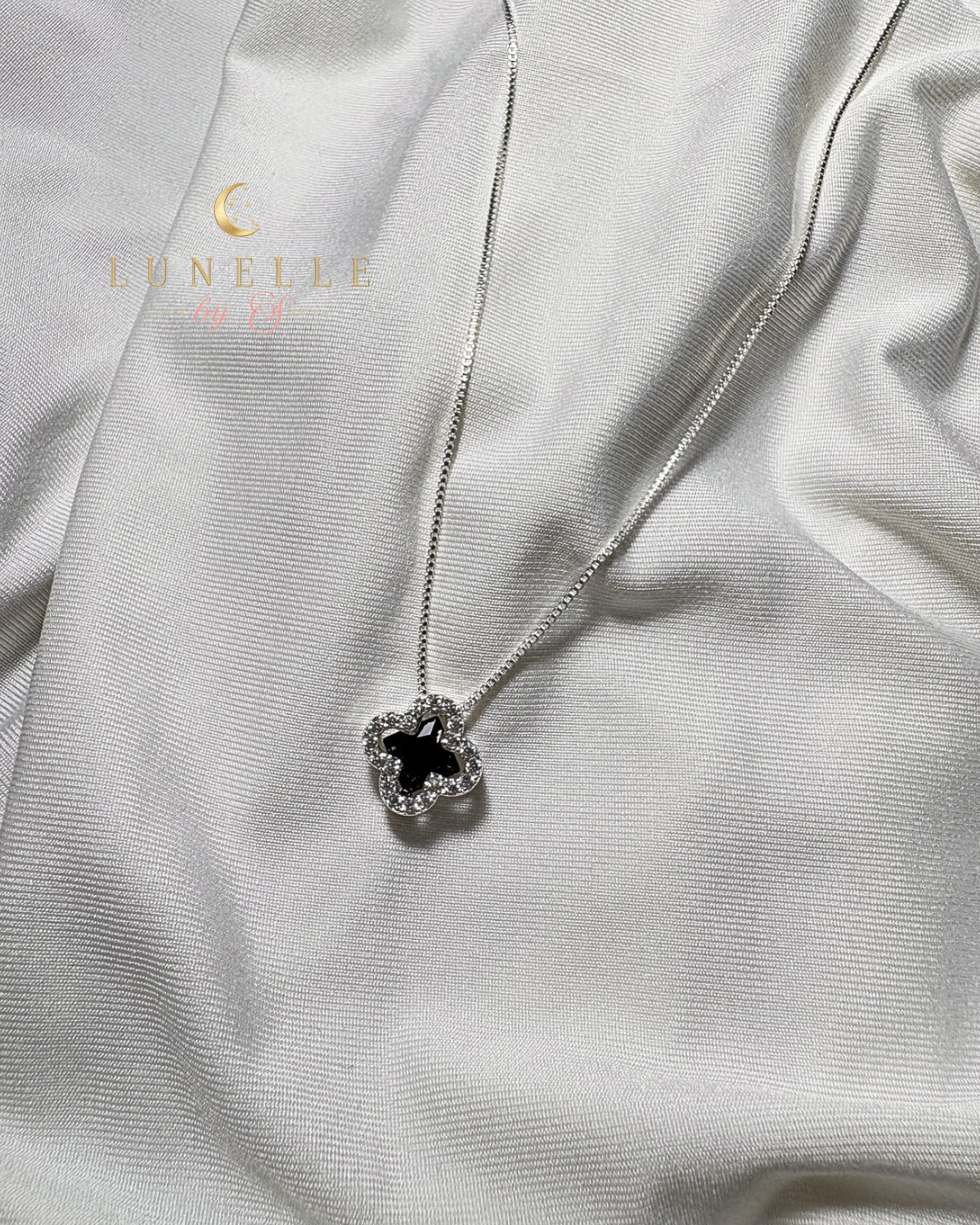 Collar Clover Nocturne • Plata 925